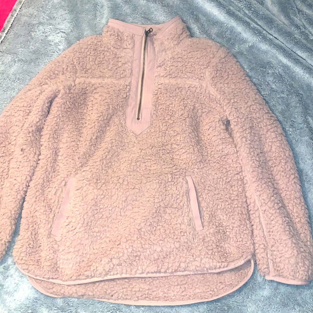 Light pink, quarter zip up, fluffy jacket.